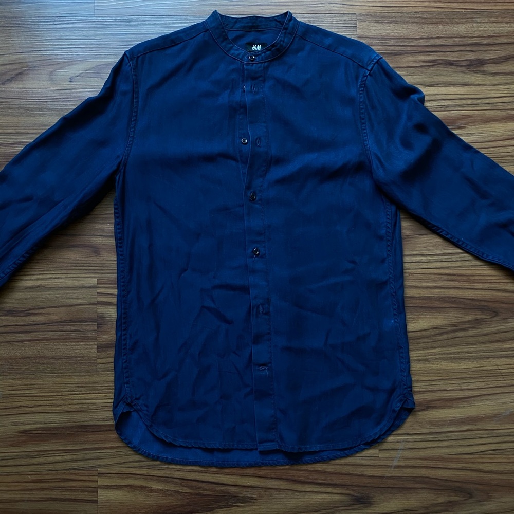 H&M button up